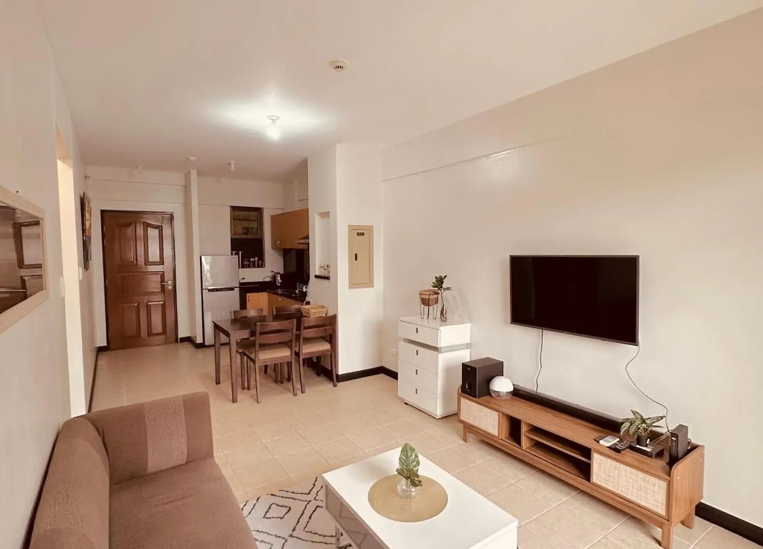 Magallanes Residences Condominium ダバオ　シティ フィリピン