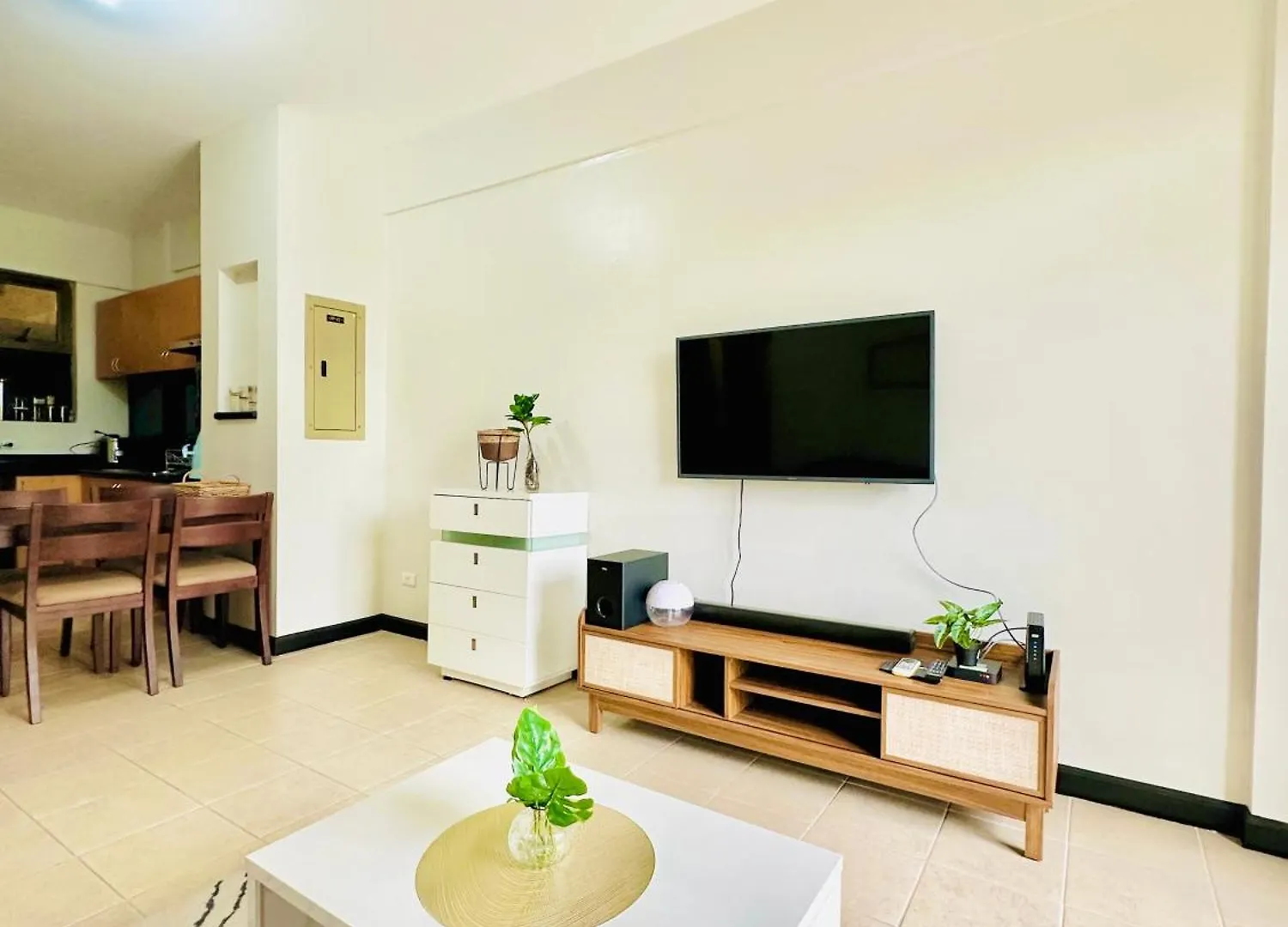 Magallanes Residences Condominium ダバオ　シティ