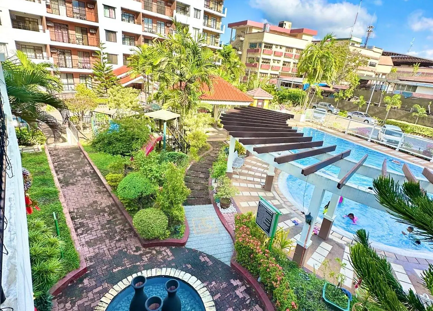 Magallanes Residences Condominium ダバオ　シティ